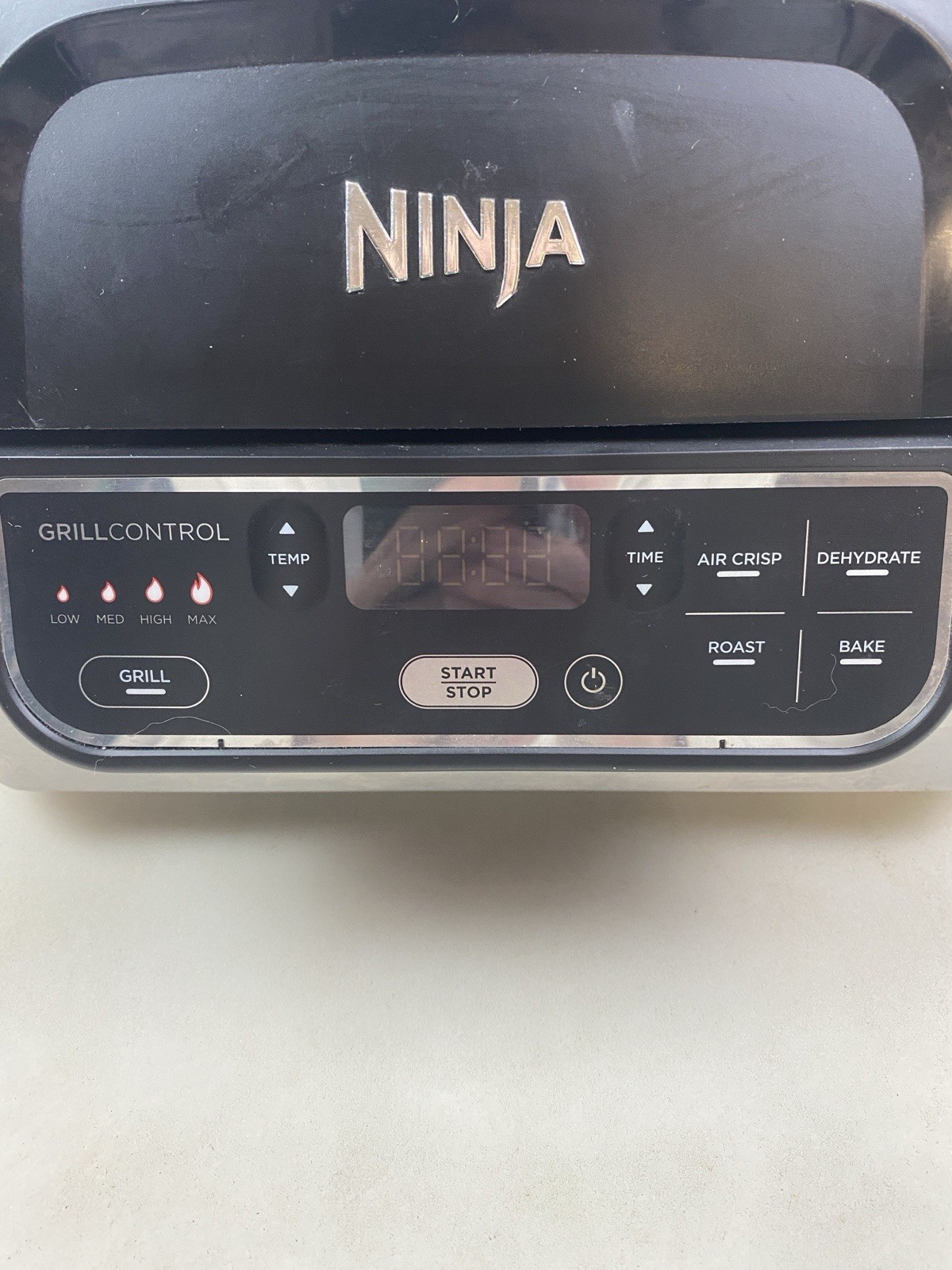 Ninja AG302 Foodi 5-in-1 Indoor Grill with Air Fry, Roast, Bake – Works Great