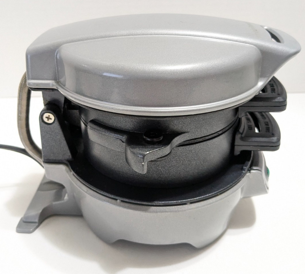Hamilton Beach Model 25475 Breakfast Sandwich Maker Silver Meat Cheese Egg