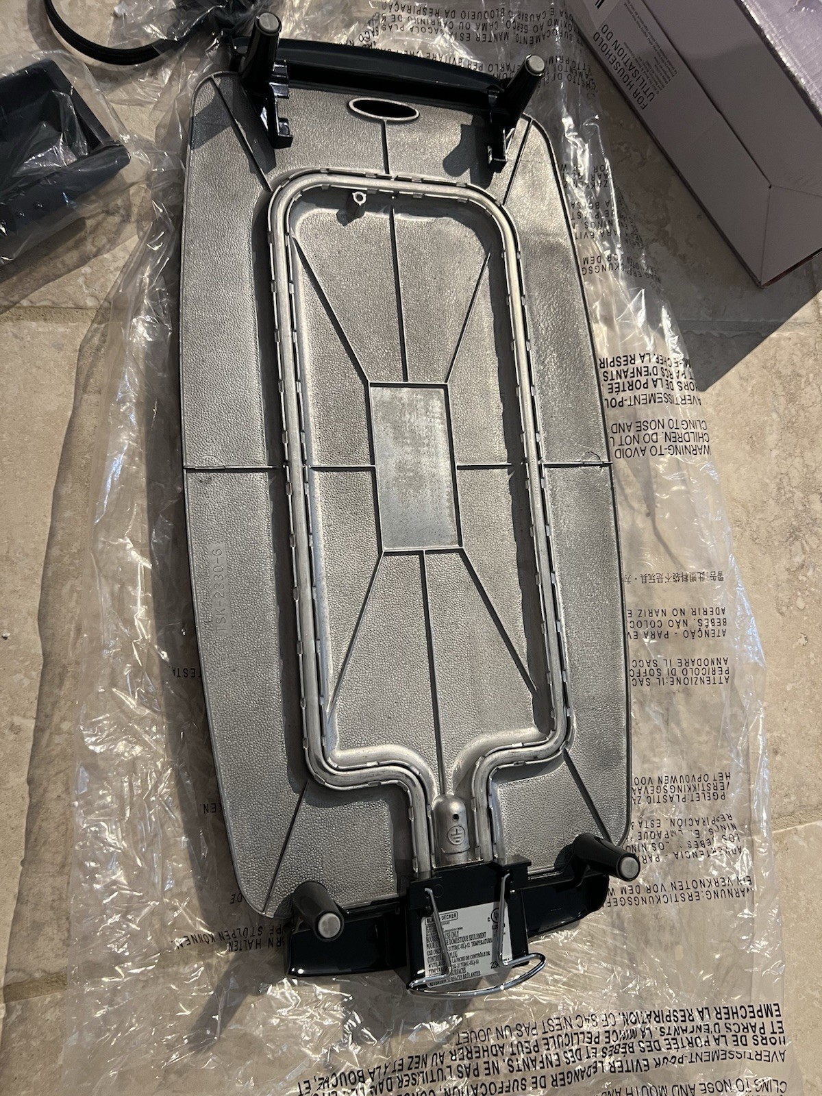 Black + Decker Electric Griddle Family Size GD1810BC