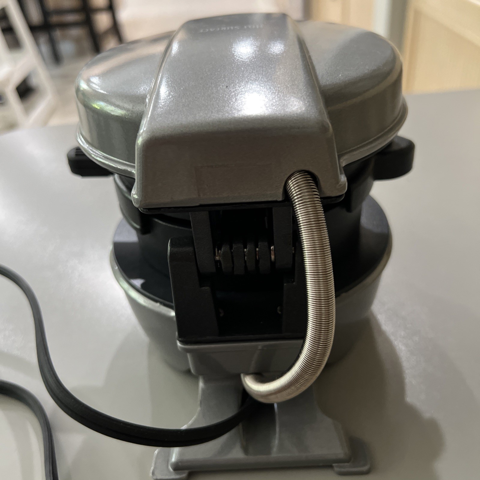 Hamilton Beach Breakfast Sandwich Maker Model 25475W Type ST29 Preowned No Box