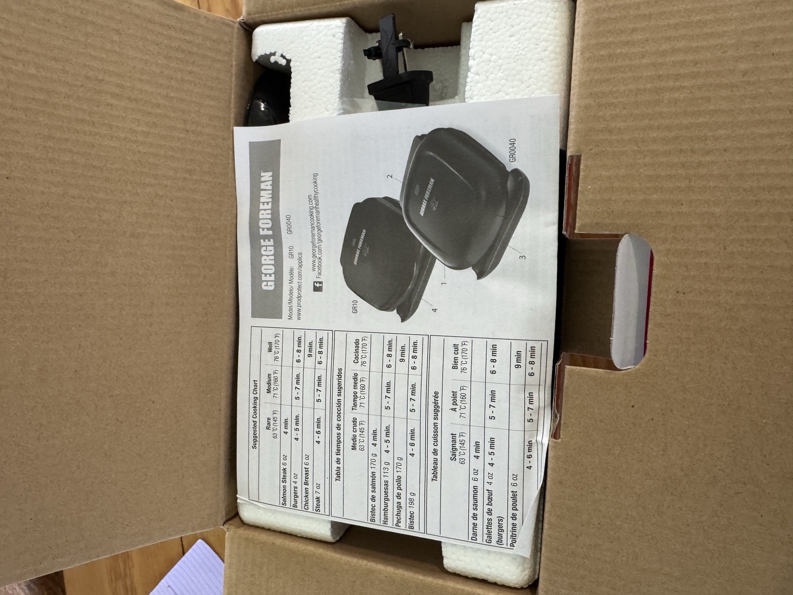 George Foreman Indoor Grill 2 Serving Grilled Sandwich Press Less Fat GR0040B