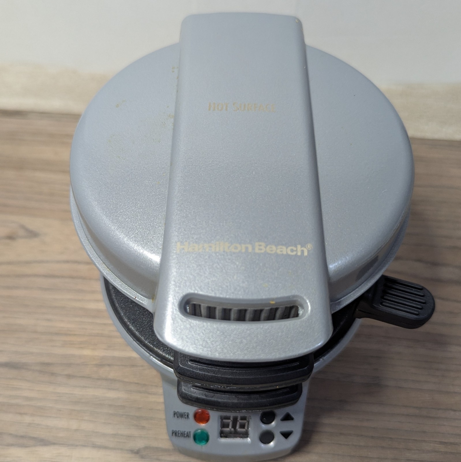 Breakfast Sandwich Maker – Silver 25478R Great For Dorms By Hamilton Beach