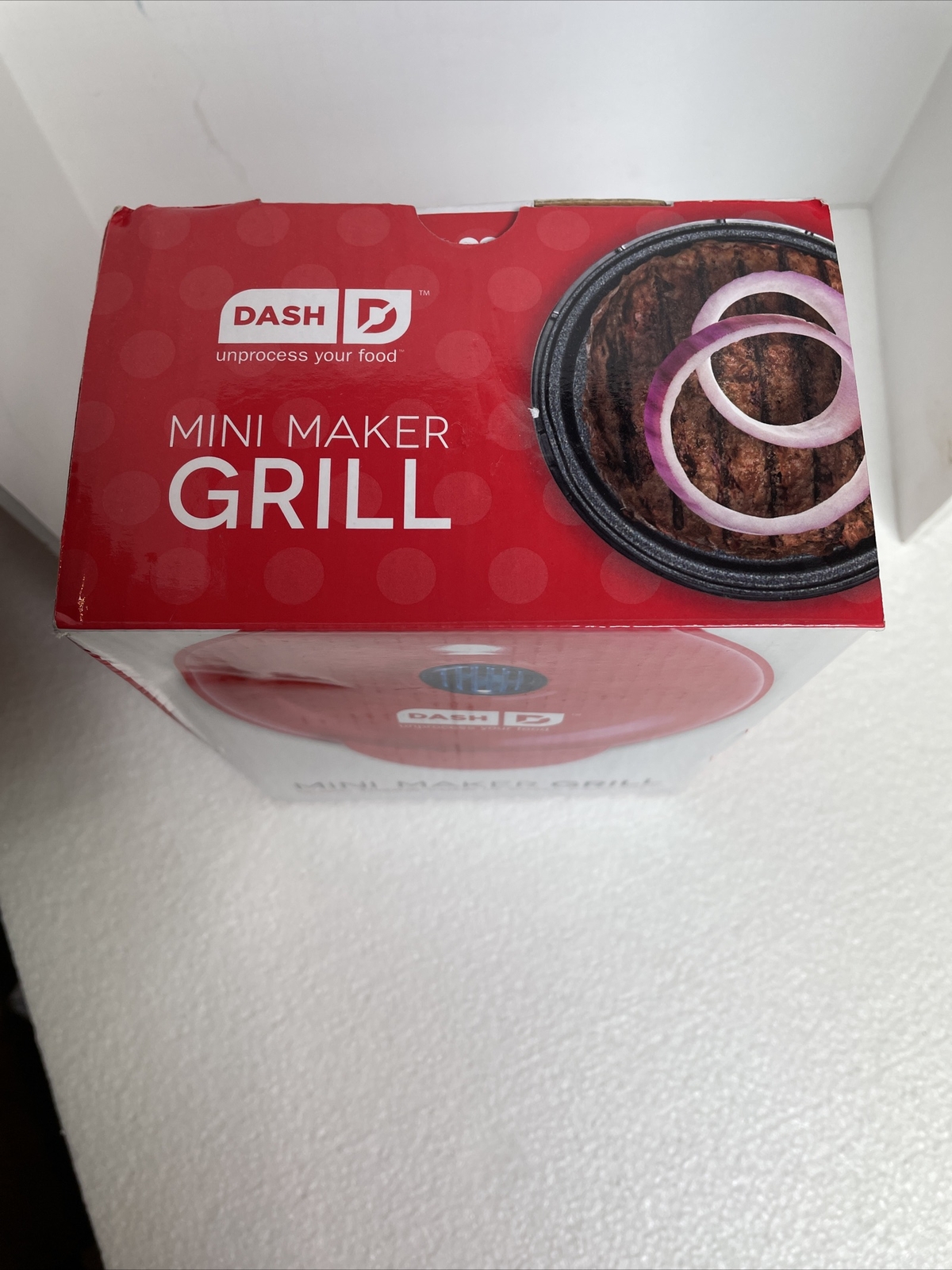 Dash mini maker grill, Red New in Box 4″ Surface 350 Watts Easy Clean NEW!