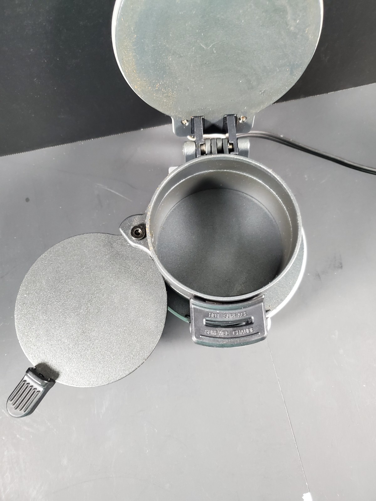 Hamilton Beach St29 Breakfast Sandwich Maker Silver/Gray Mini Electric