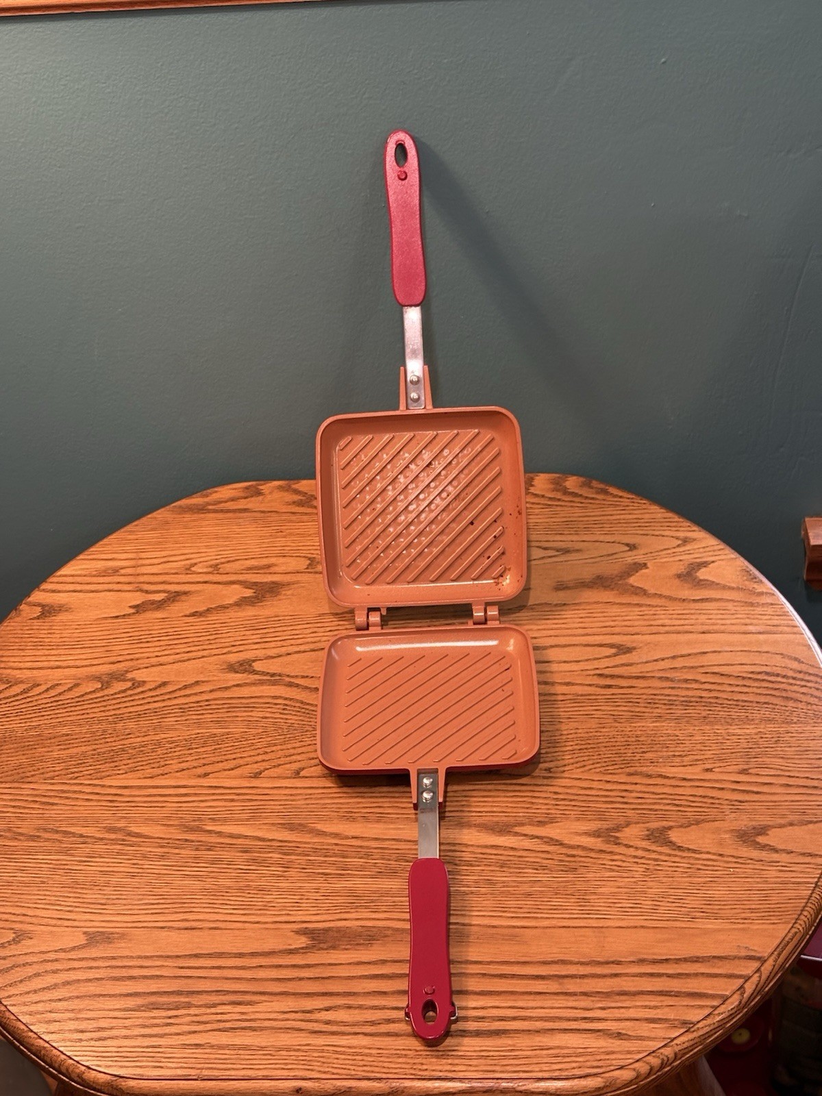 Pre Owned Vintage RED COPPER Stovetop Non Stick SANDWICH/PANINI FLIPPER