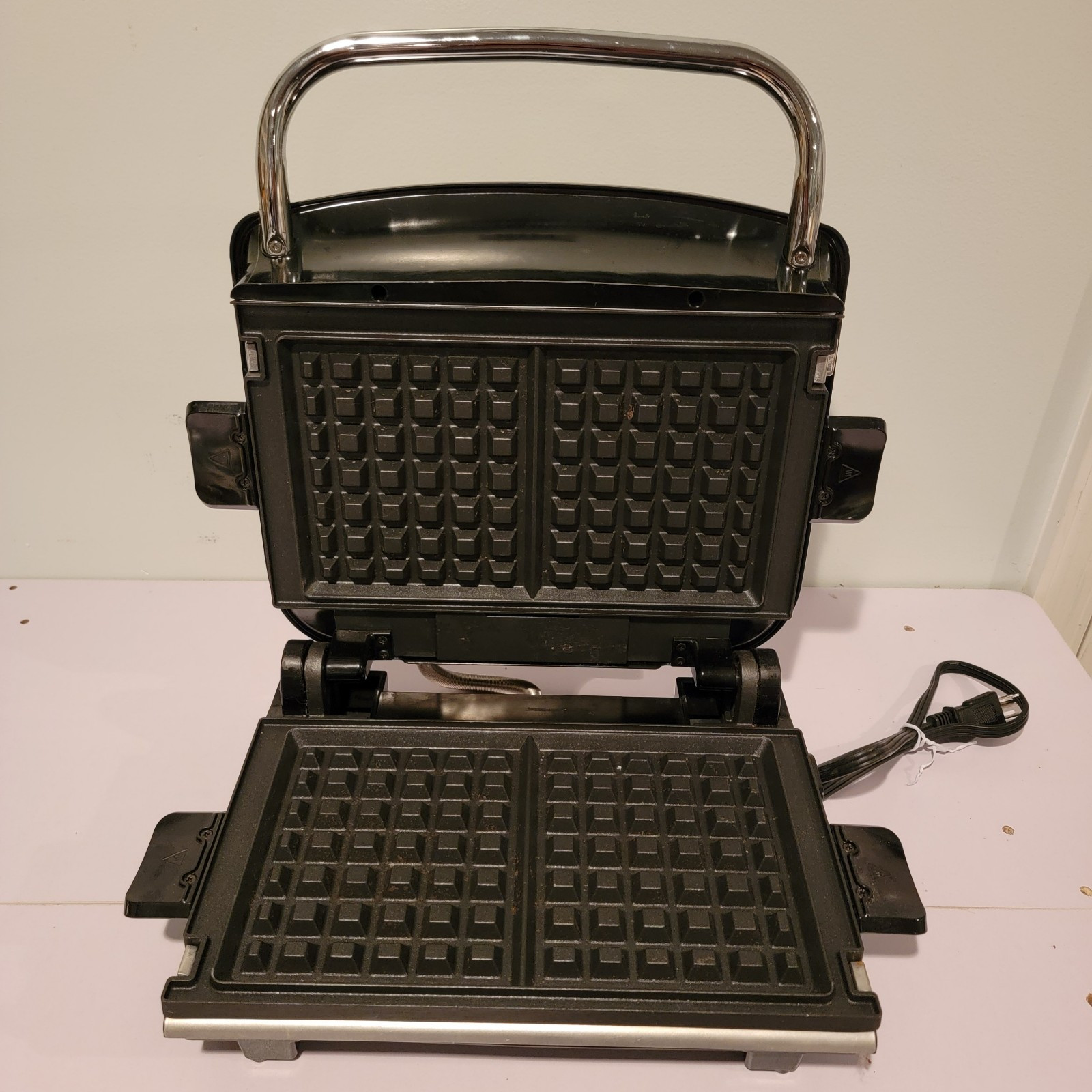 George Foreman Grill & Broil, 7-in-1 Electric Indoor Grill, Silver, GBR5750SSQ