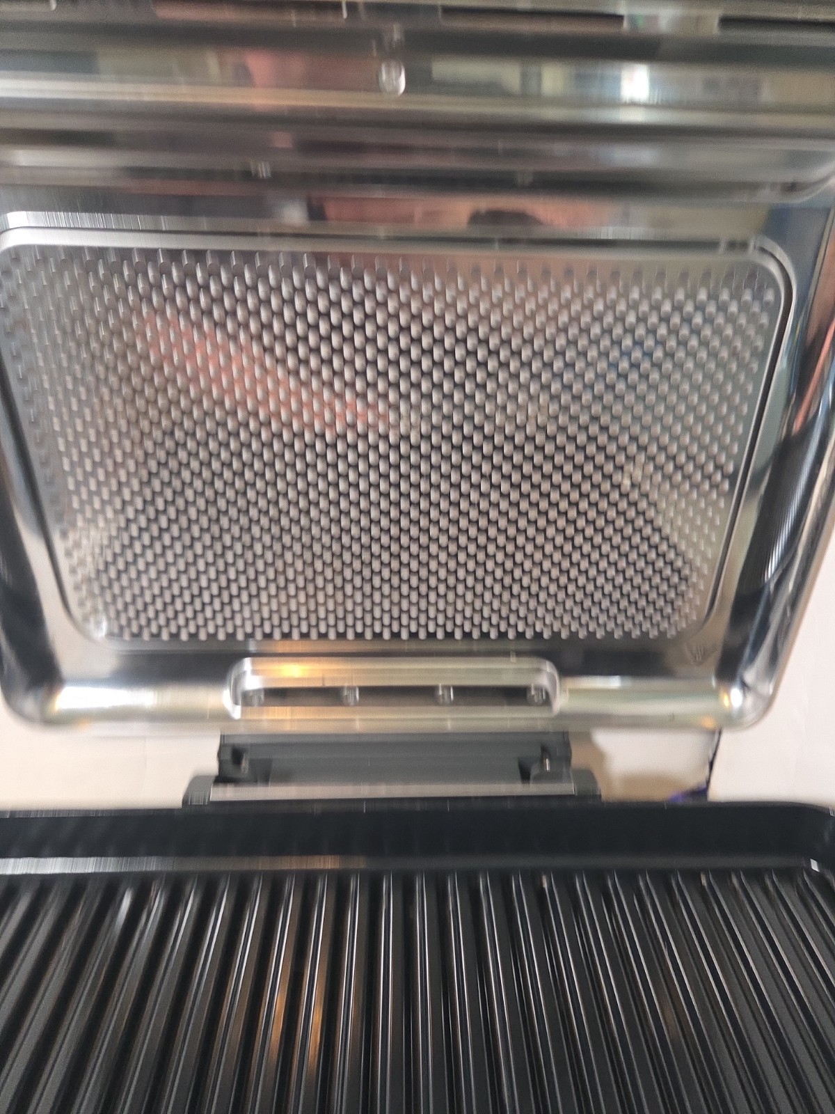 Ninja GR101 Sizzle Smokeless Indoor Grill Griddle Electric Countertop Cooker