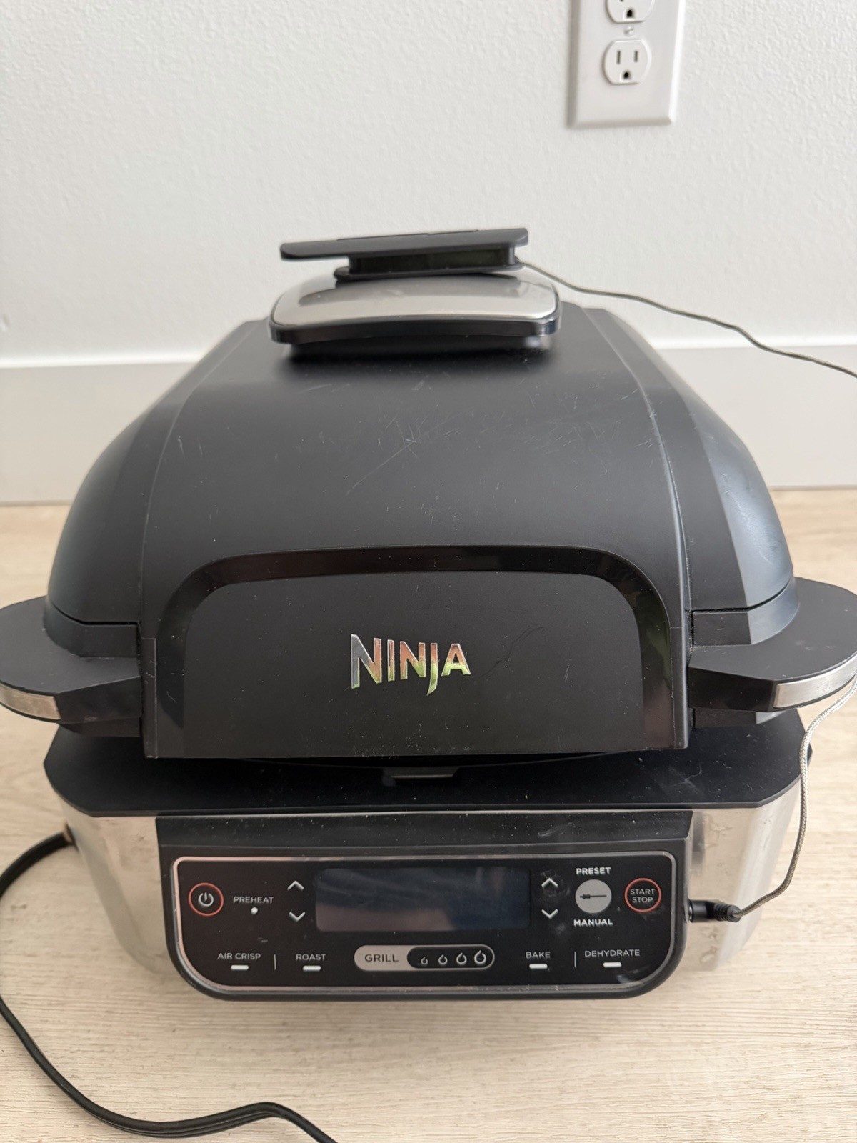 Ninja Foodi Smart 5-in-1 Indoor Grill, Air Crisp, Roast, Bake,Dehydrate EUC