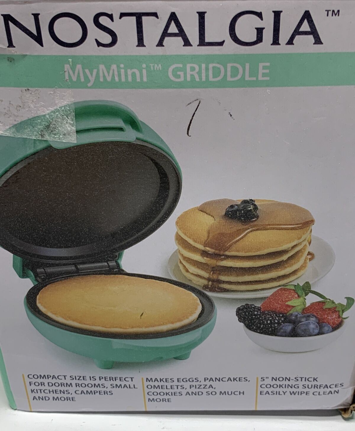 Nostalgia MyMini Griddle 5-1/2″ Teal Mint