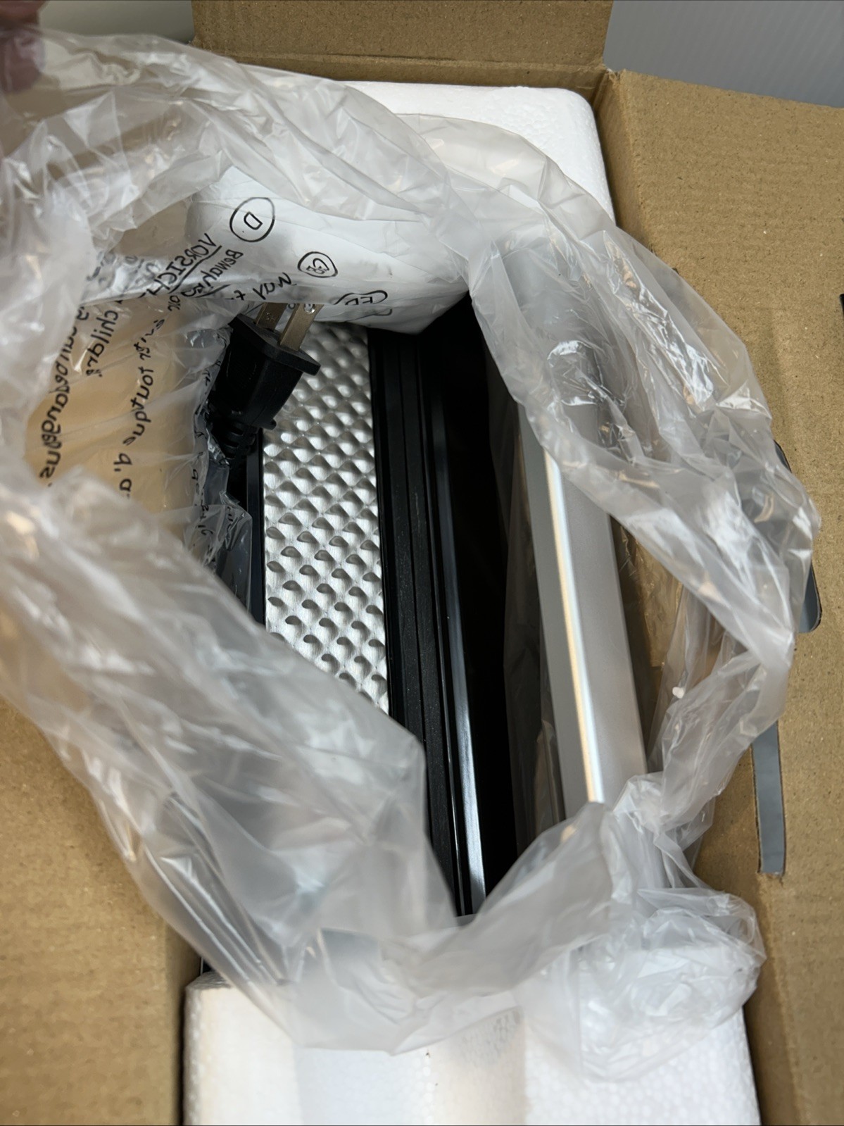 NIB OVENTE Electric Panini Press & Grill Easy-Clean Non-Stick Plate GP0540BR