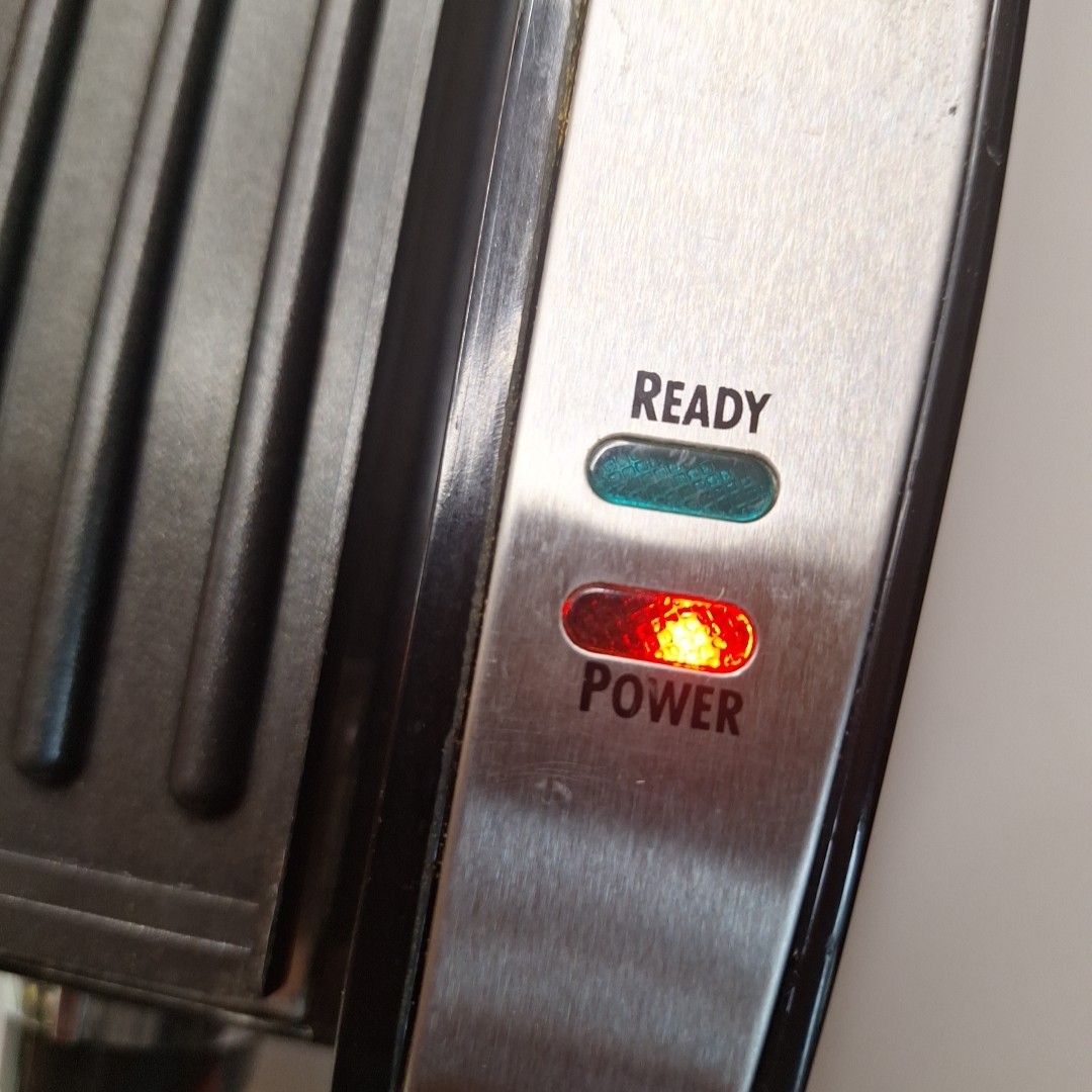 Hamilton Beach Electric Indoor Searing Grill (NO LID NO DRIP TRAY, TESTED WORKS)