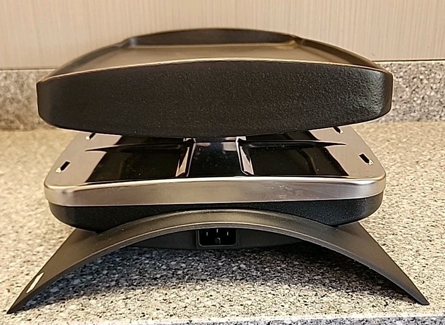 EUROPEAN VOLTAGE! 230V 1250W SIGG Grillette Family Electric Grill Cast Iron Top