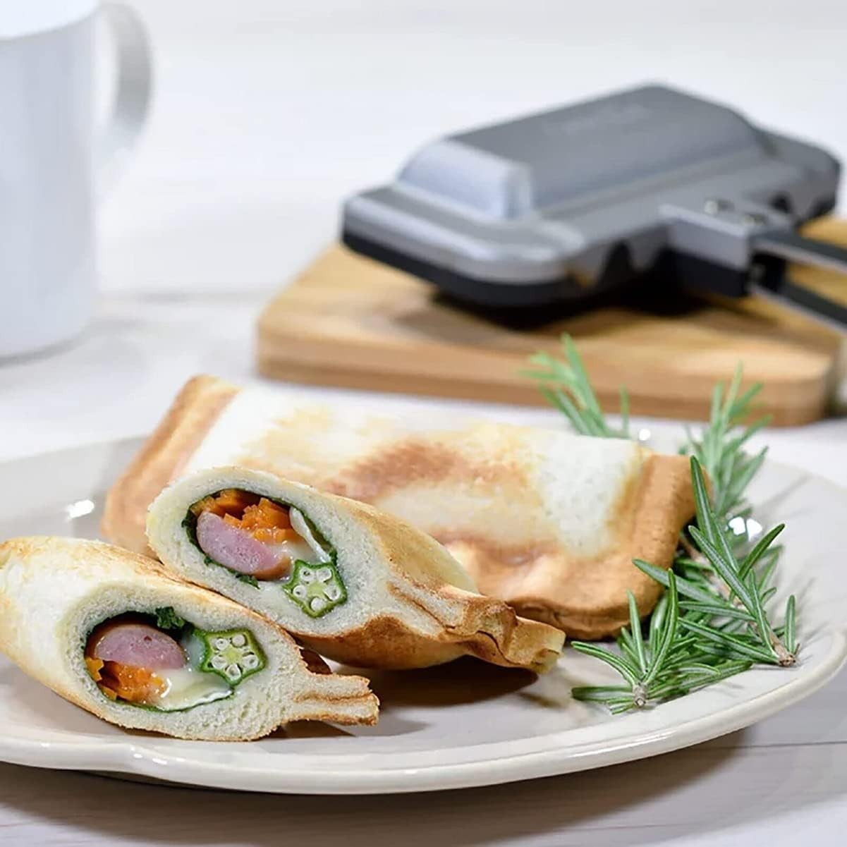 Breakfast Sandwich Maker 4w1h sandwich maker hot dog toaster,press bakeware