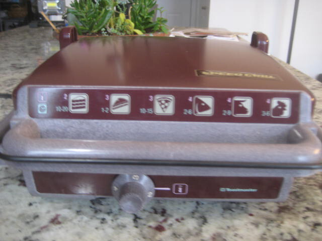 Vintage Toastmaster Grillerie 2003 Indoor Electric Speed Grill & Bakery Tested !