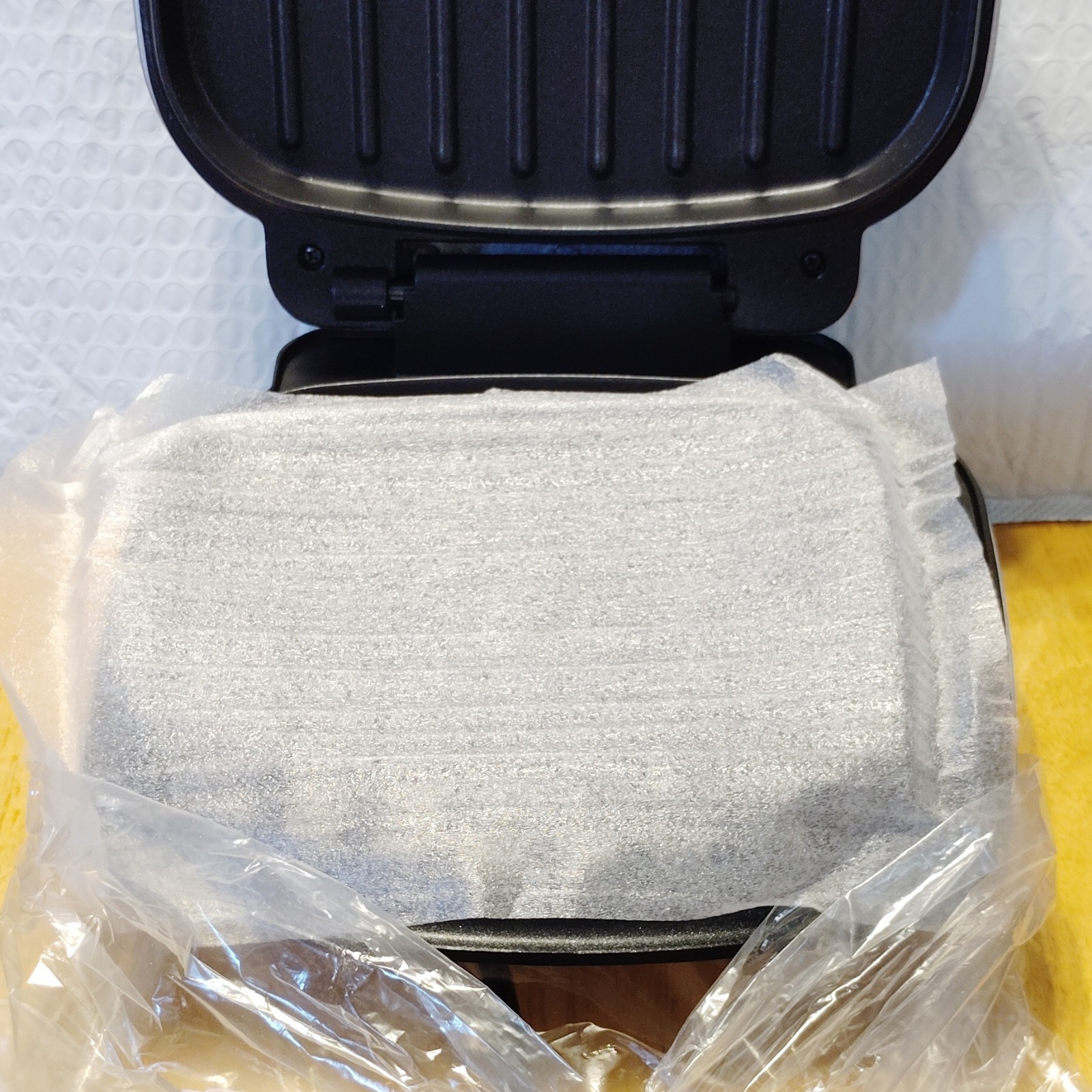George Foreman GR10ABWI Contact Grill 1200W 120V Electric Blue/Silver