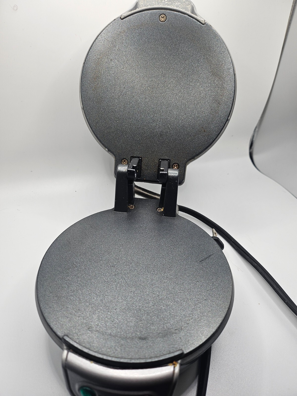 Hamilton Beach Breakfast Sandwich Maker Model 25475W Type ST29 Preown No Box(A8)