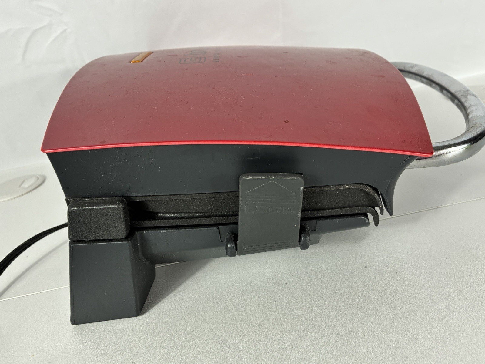 George Foreman G-Broil GR236CTR Contact Grill Red/Black 1200W 120V Portable