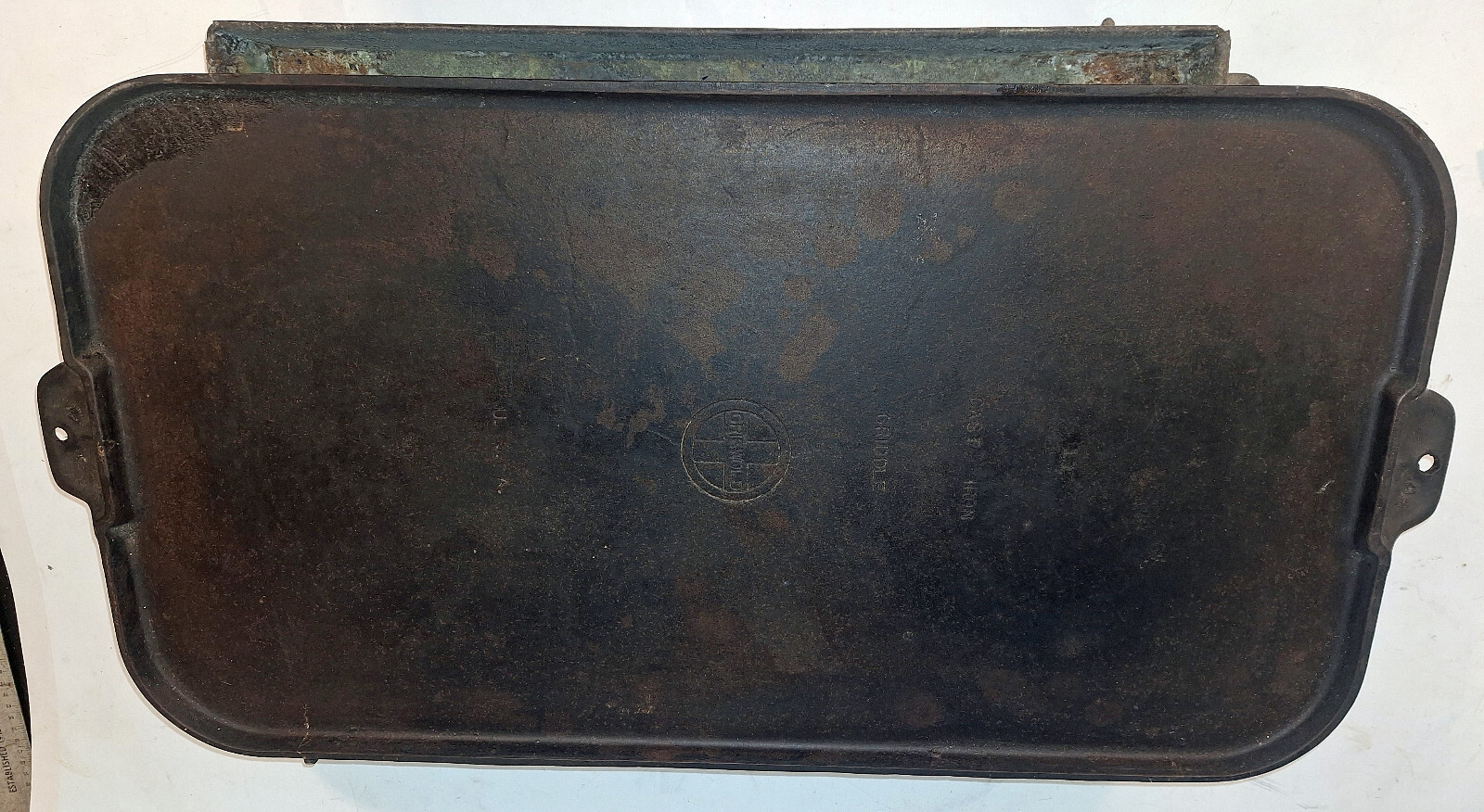 RARE Large GRISWOLD 911 Iron Griddle W/ Stand & Grease Pan From Logging Camp