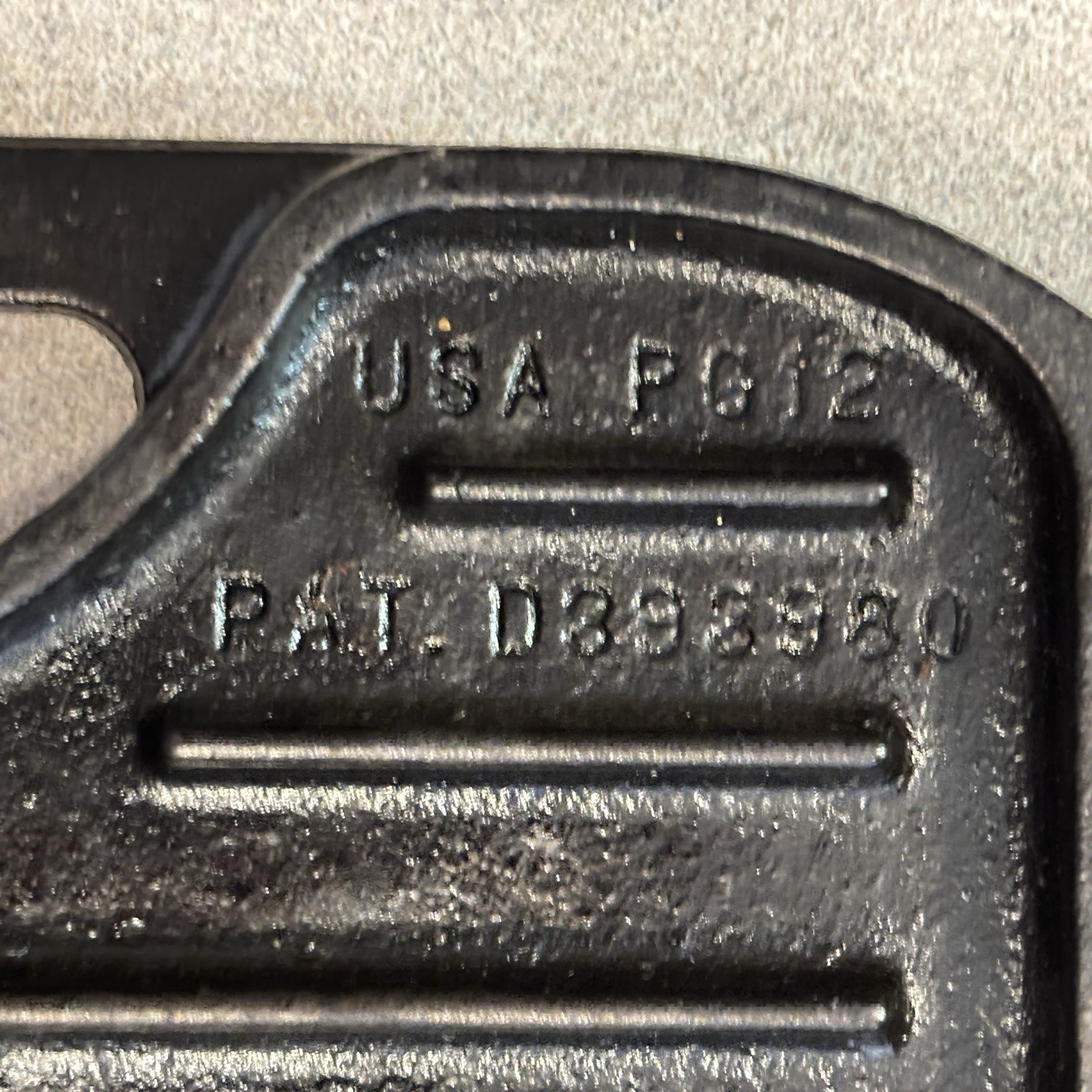 Lodge Pro-Grid Grill Griddle Cast Iron Reversible Combo PG12 USA 20×10