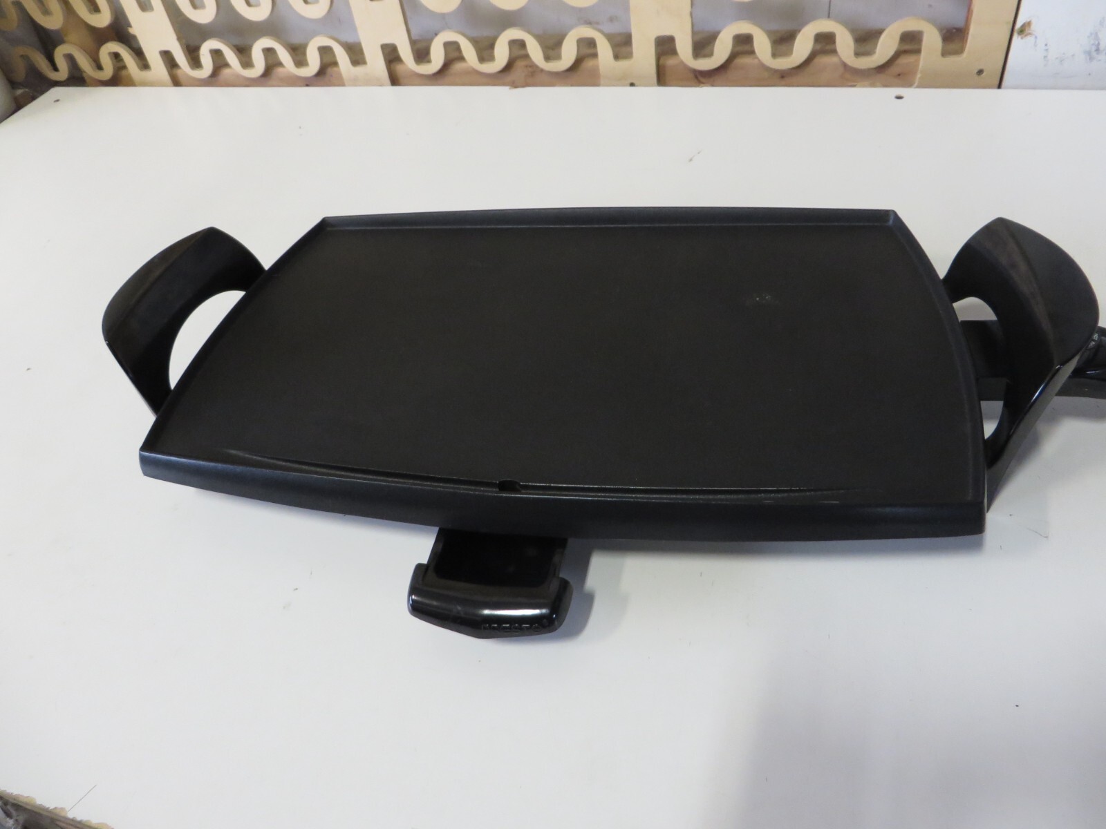 Presto 22 inch Electric Grill Griddle With Removable Handles Black 07061