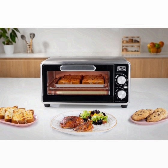 BLACK+DECKER Crisp N Bake PRO 4 Slice Air Fry Toaster Oven Stainless
