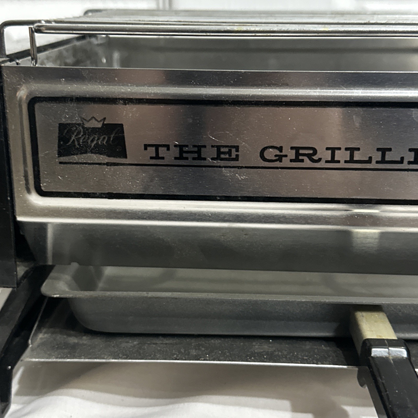 REGAL WARE Vintage ‘The Griller’ Smokeless Indoor Electric Mini Grill Model 6708