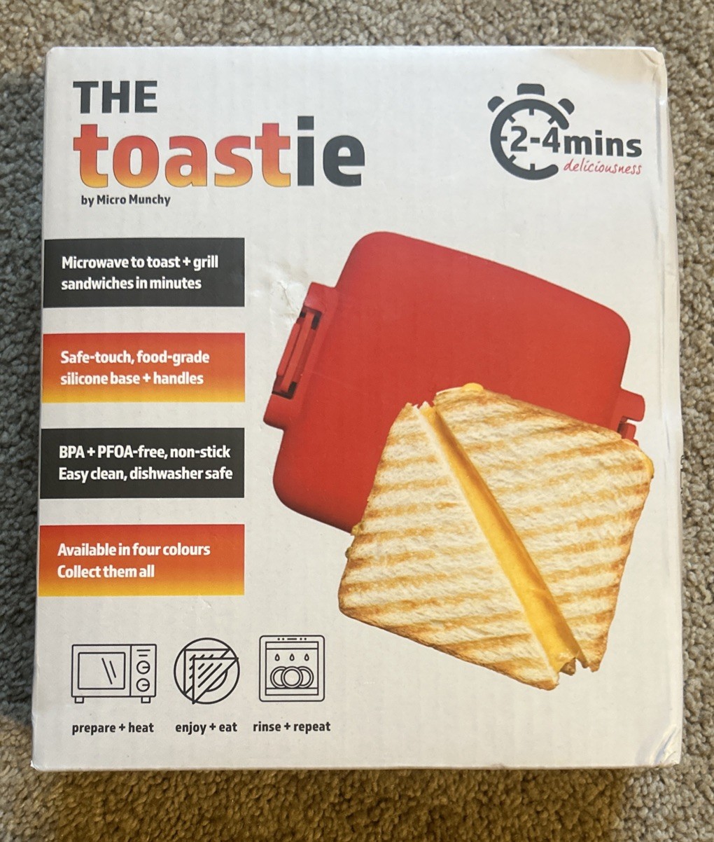 Microwave Toastie Sandwich Maker, Nonstick, NEW/Orange