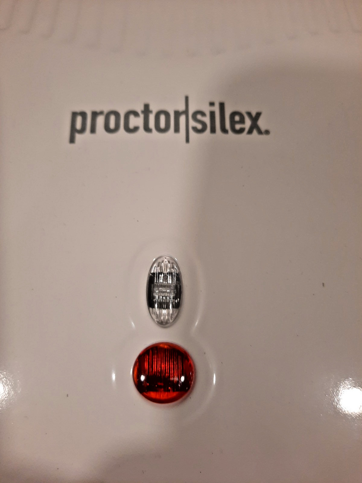 PROCTOR SILEX SANDWICH TOASTER NONSTICK SURFACES. STORES UPRIGHT. NOT USED