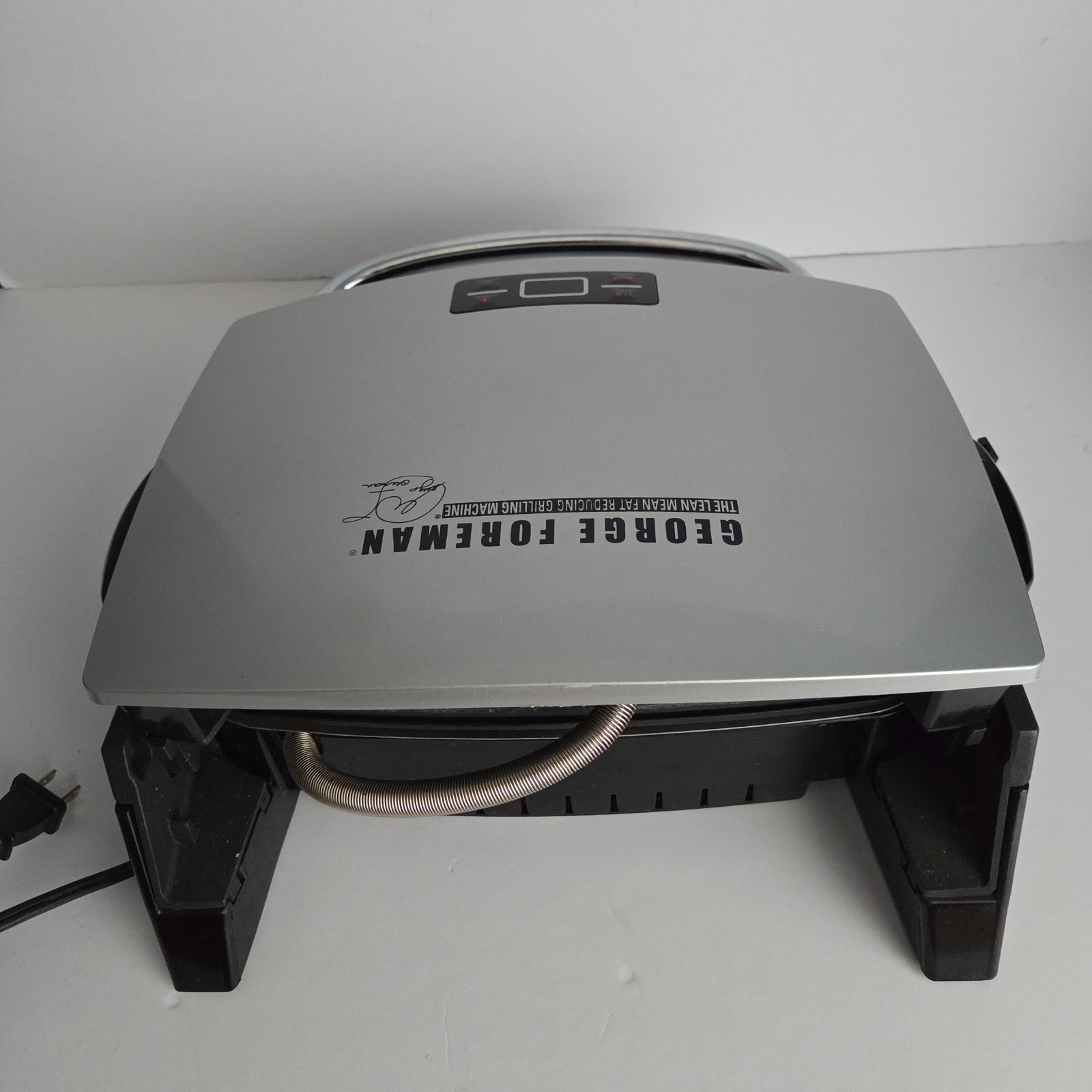 George Foreman GR0072P G-Broil Electric Nonstick Countertop Grill Silver