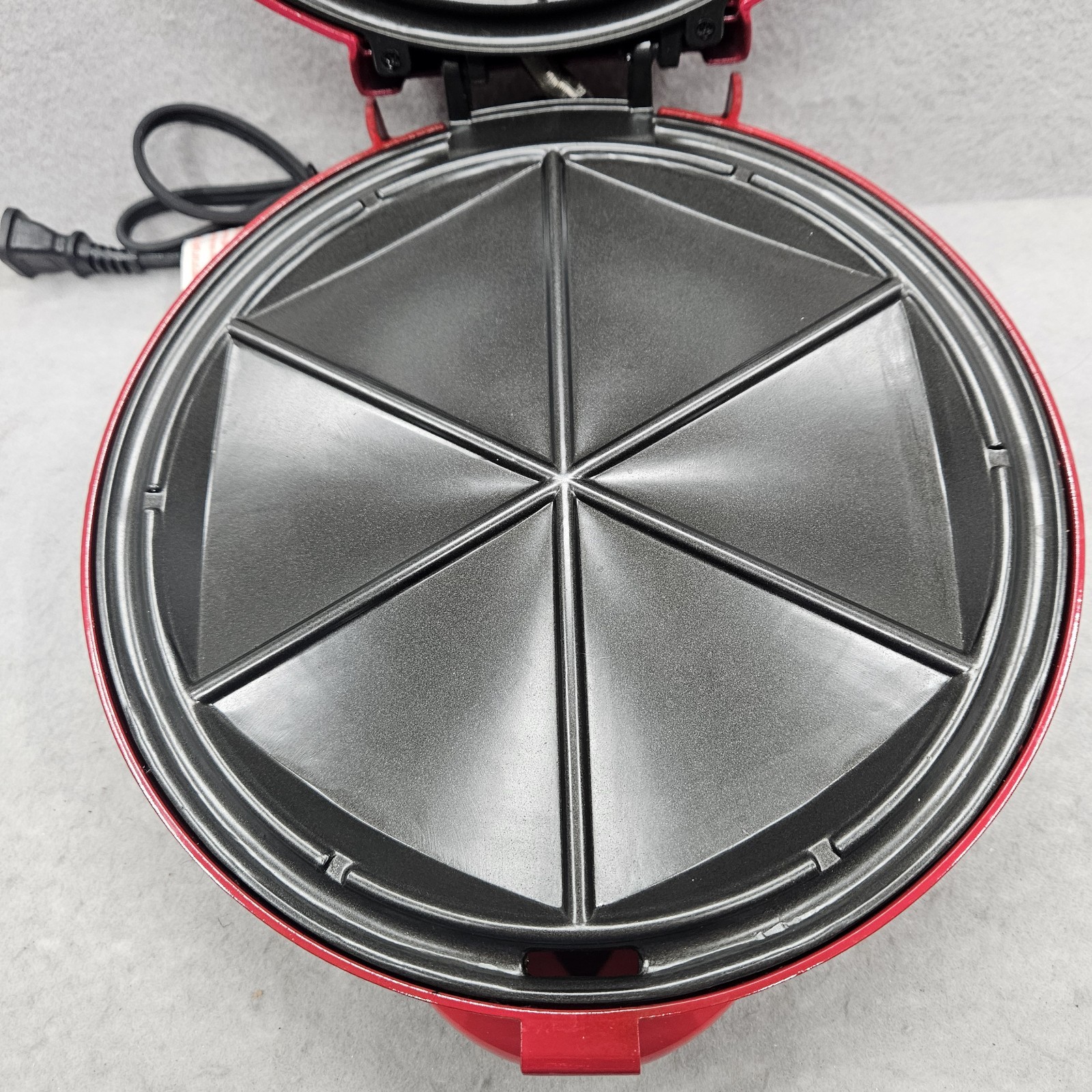 El Paso Chile Company Quesadilla Maker Electric # 10023