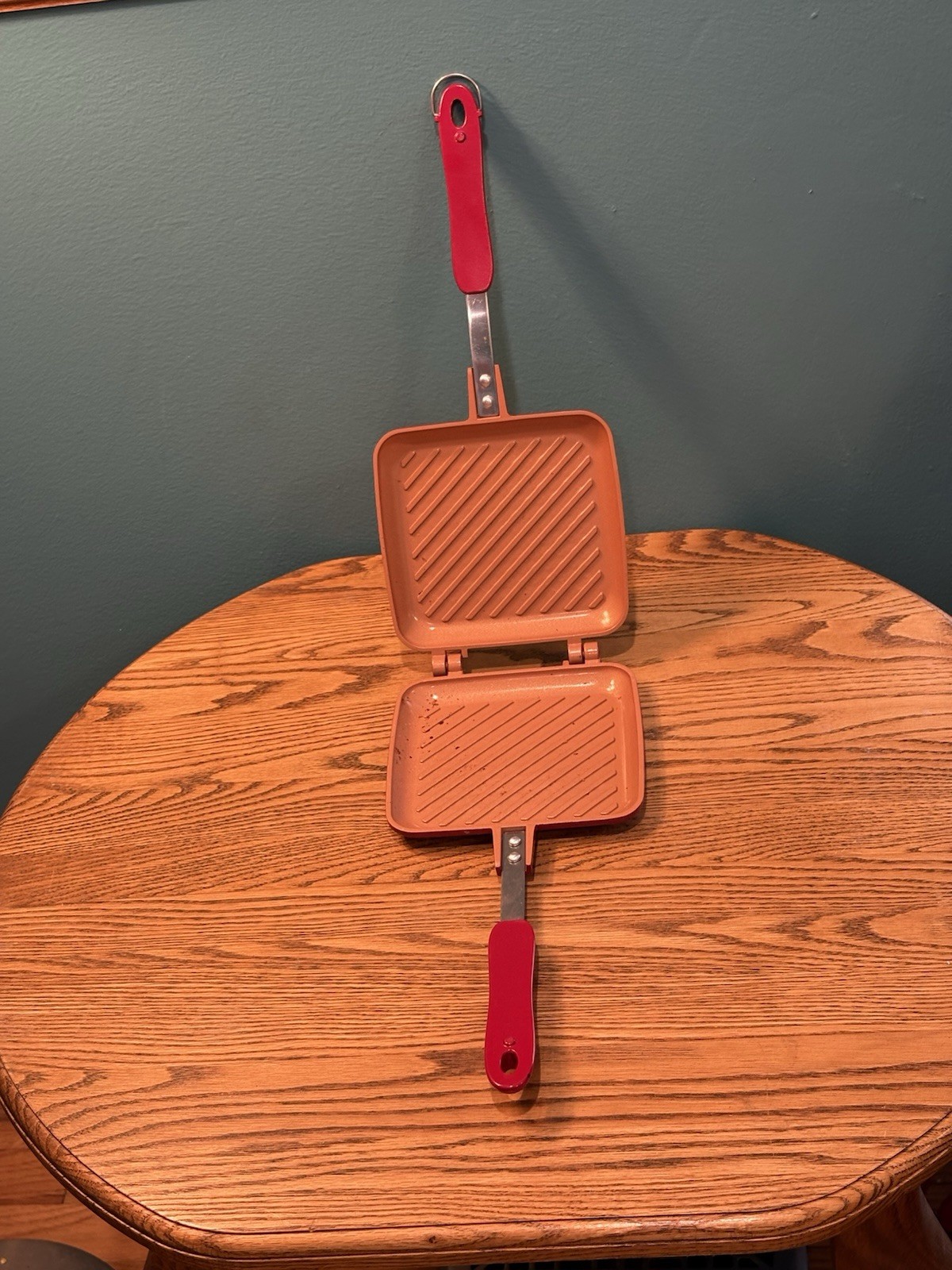 Pre Owned Vintage RED COPPER Stovetop Non Stick SANDWICH/PANINI FLIPPER
