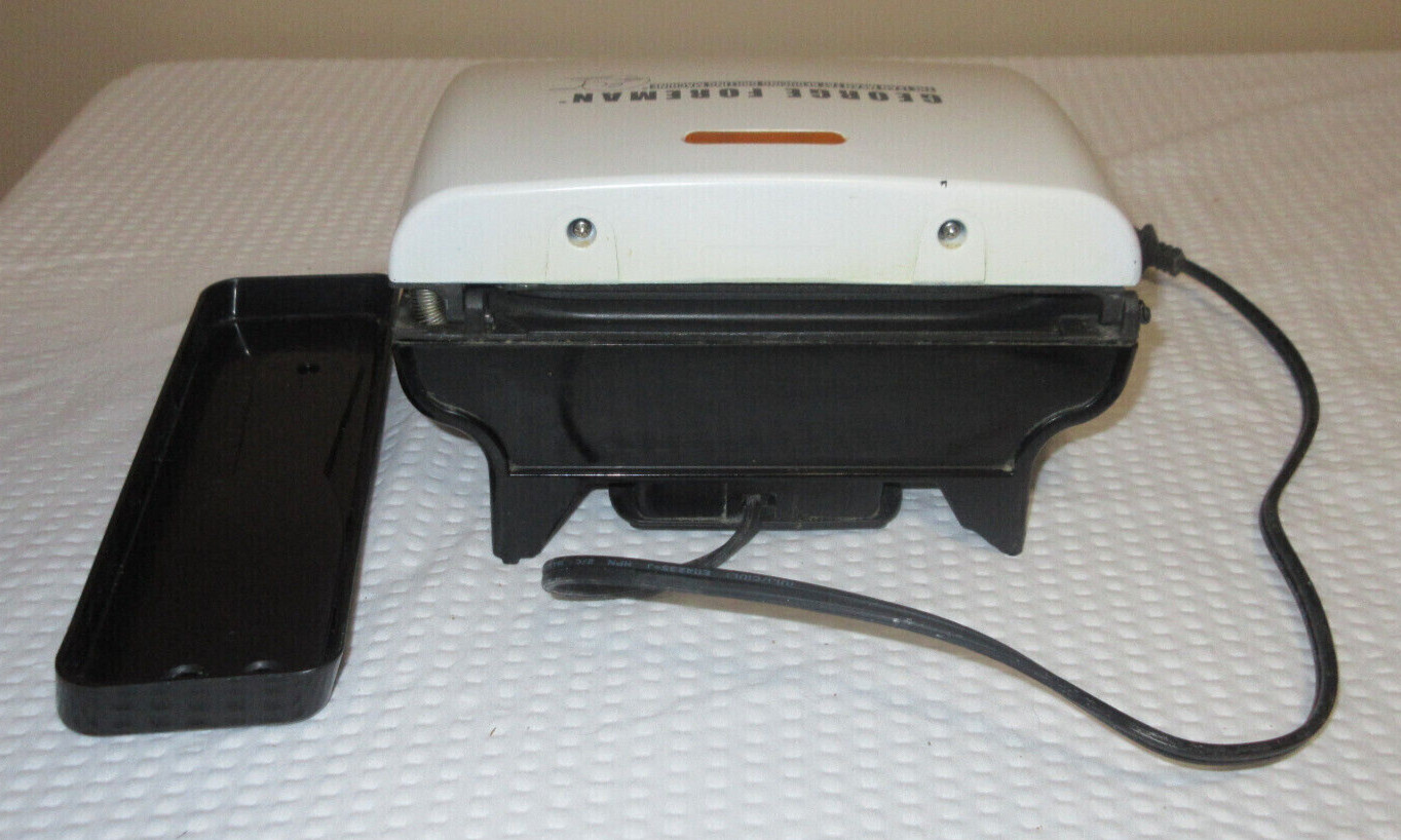 George Foreman Grill GR0038W Fat Reducing Machine With Drip Tray and Spatula