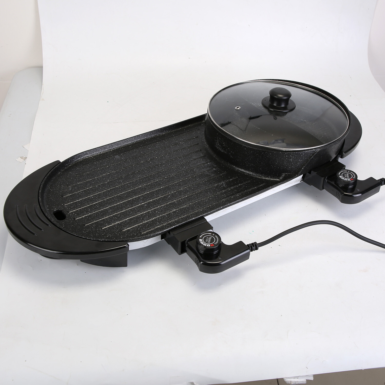2200W Electric Hot Pot & BBQ Grill Cooker Non-Stick BBQ Grill for Party Camping
