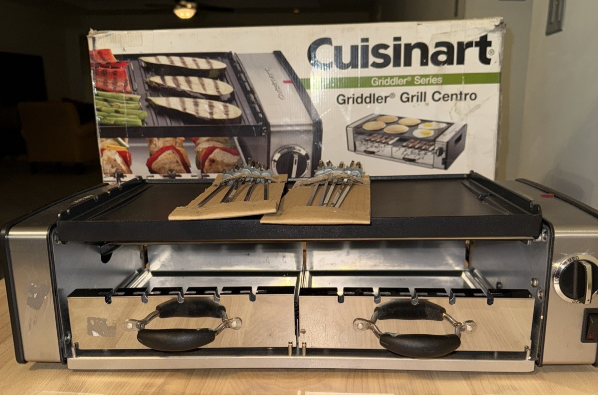 Cuisinart Griddler Grill Centro GC-17N Indoor Kebab Skewer Hot Dog Griddle NEW