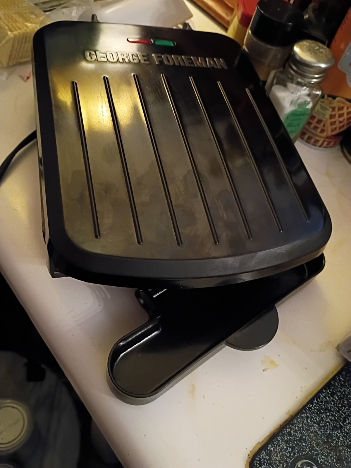 George Foreman GRS040BC 2-Serving Classic Plate Electric Grill-Panini Press NOB