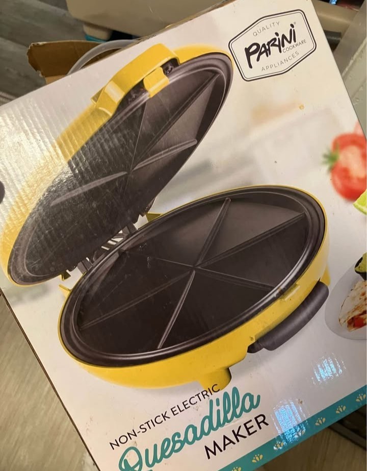 Parini Electric Quesadilla Maker, Nonstick Round 8in, Yellow/Black