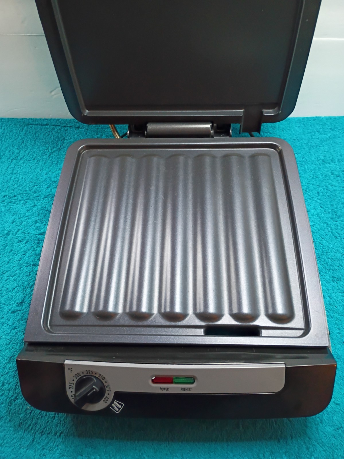 Hamilton Beach Indoor Electric Grill Combo/Bacon Cooker Nonstick Griddle W/ Tray