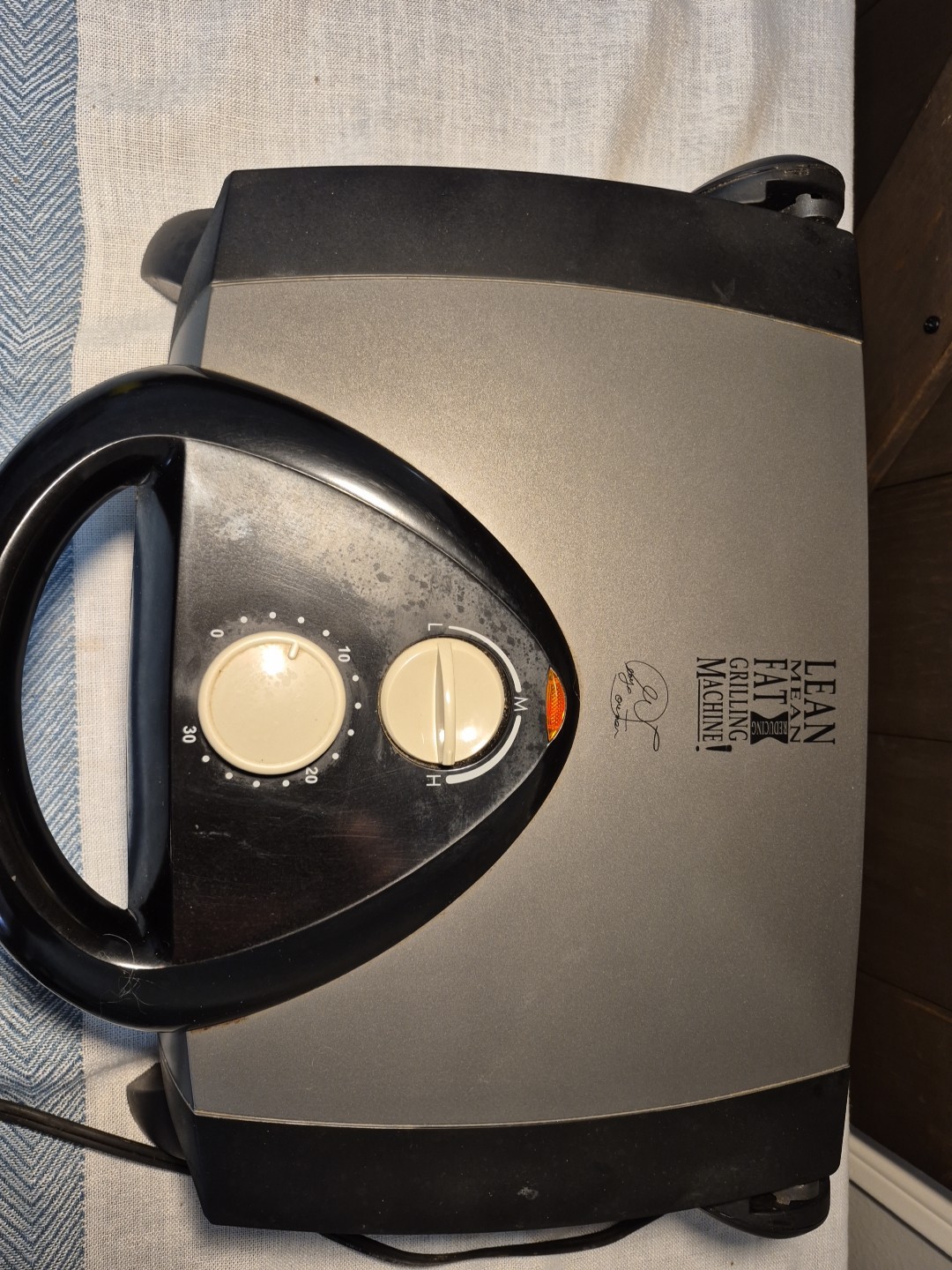 George Foreman Lean Mean Grilling Machine With TIMER Indoor/Outdoor GR38SIL