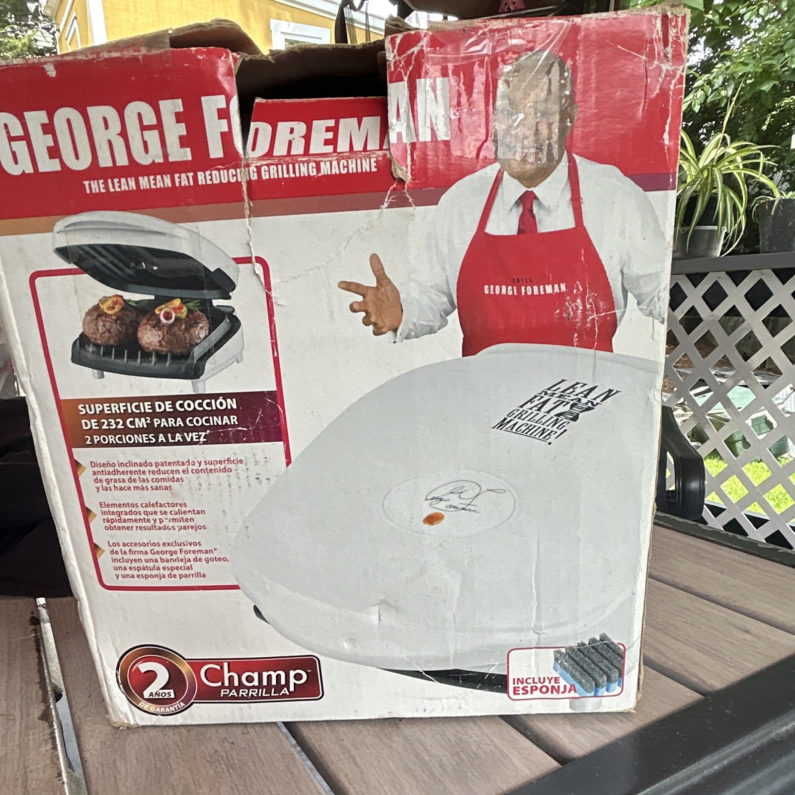 George Foreman Champ Grill GR10WSP1 800W 36 sq in Non-Stick Drip Tray White