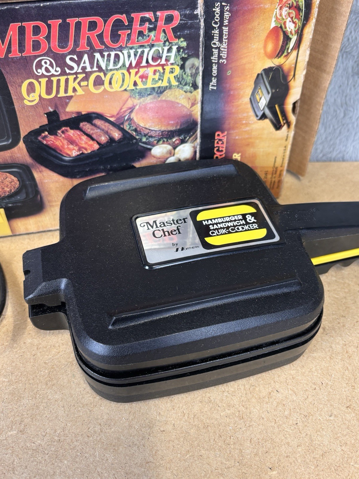 Master Chef Hamburger Sandwich Quik Cooker Electric Griddle Model 2041 NOS