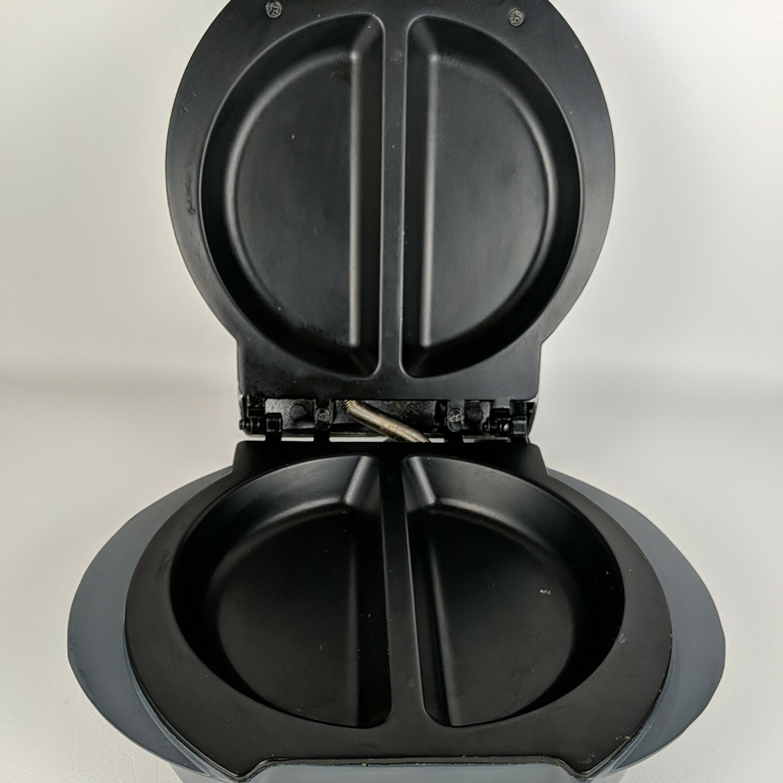 GT Xpress 101 Indoor Non-Stick Electric Grill (Model No. 08-03309) Tested Works!
