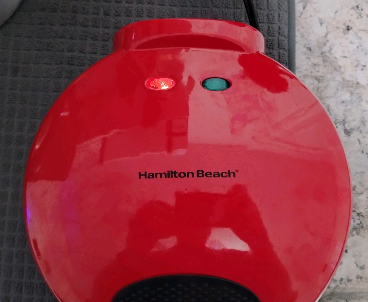 Hamilton Beach Quesadilla Maker 25409 Red Nonstick Electric Grill 6 Wedge Tested