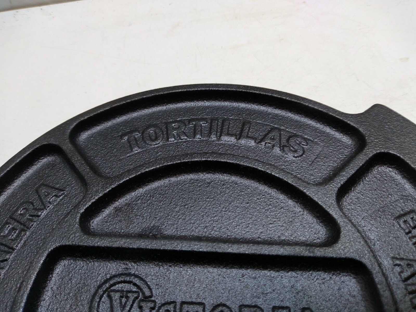 Victoria Pataconera Tortilla Maker Empanadas Arepas Cast Iron Press Plate Black