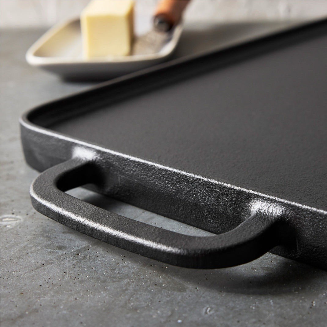 Bobby Flay GreenPan Cast Iron Reversible Grill Griddle 16.5 x 9.5 Preseasoned
