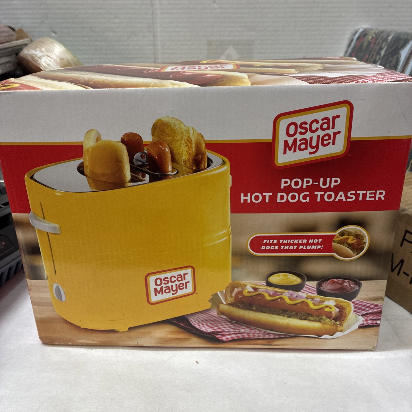 Oscar Mayer 2 Slot Hot Dog and Bun Toaster with Mini Tongs, 2 Slots, Yellow