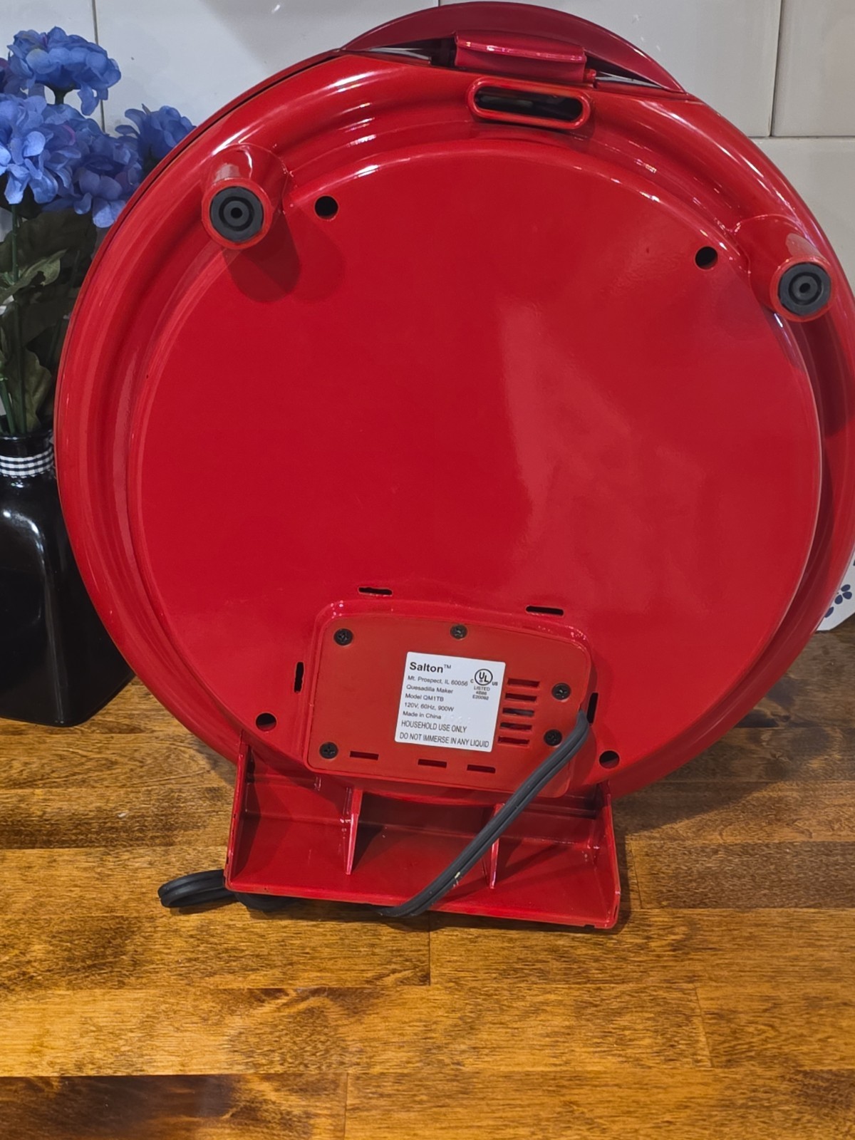 The El Paso Chile Company Red Quesadilla Maker – Used Only a Few Times
