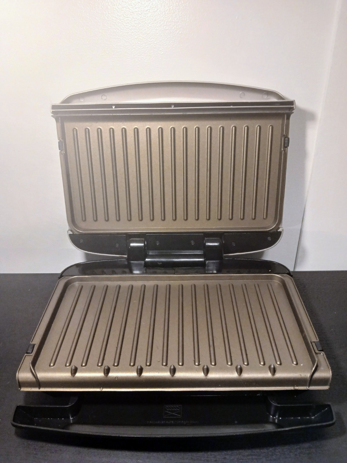 George Foreman Electric rapid grill model rpgf3801gg Removable Grill/Drip Tray