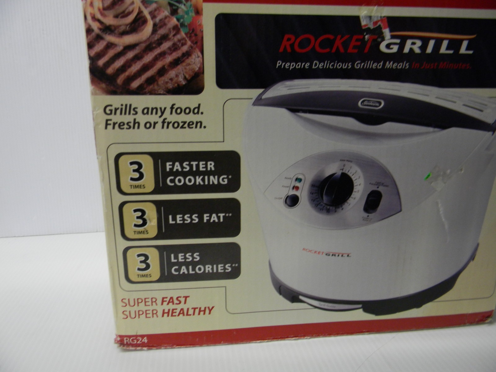 Sunbeam Rocket Grill Model RG24 “Grill Fresh Or Frozen Food In Minutes” White