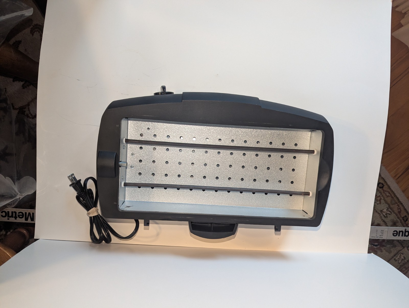 LIKE NEW Hot Dog Express Roller Rotary Grill Cooks Up To 12 Built-in Timer