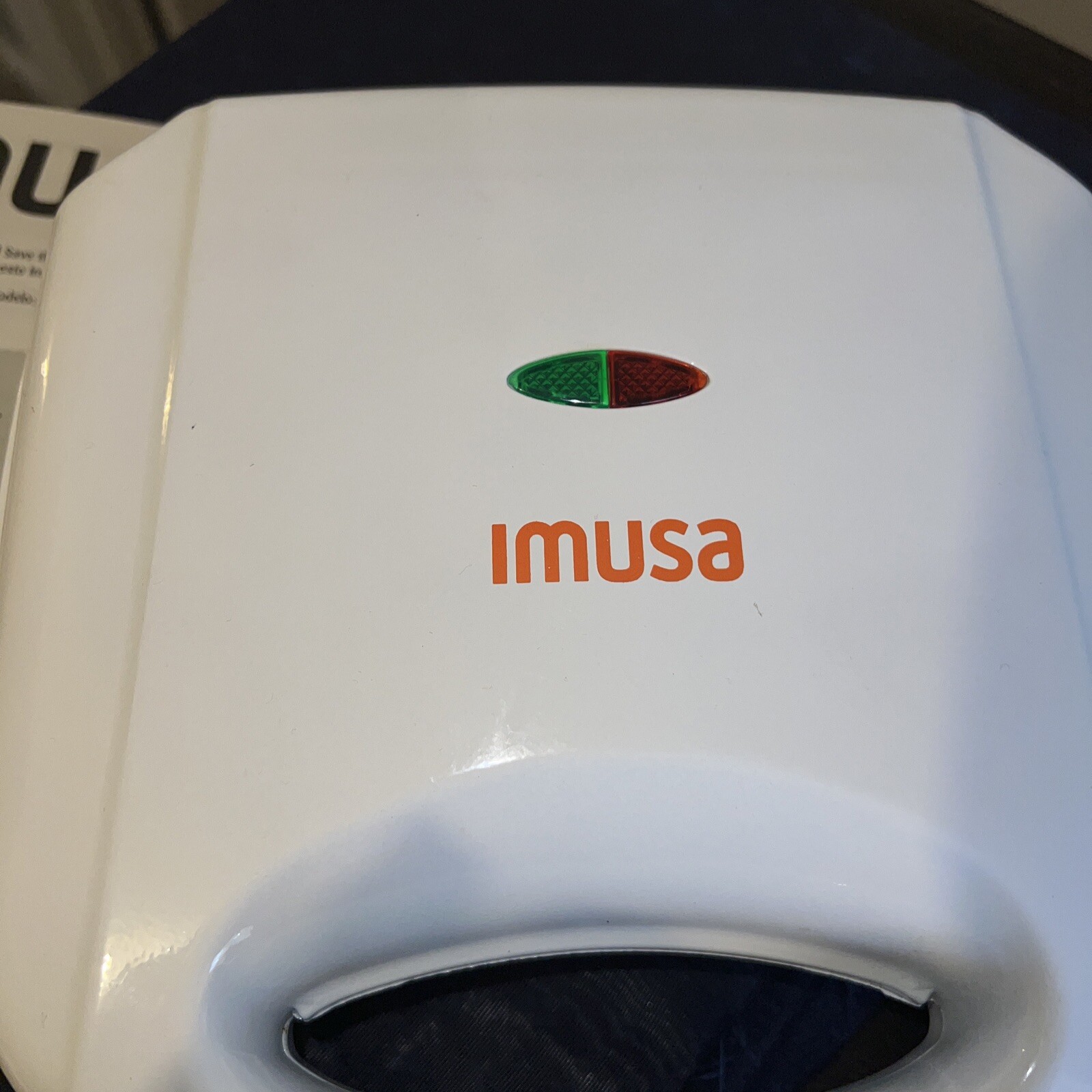 IMUSA Sandwich Maker 760 Watts Nonstick Cooking Surface, 2-Slot, White
